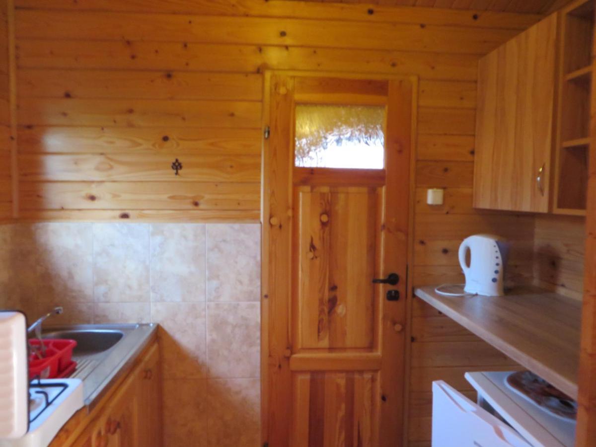 Zielony Zakatek Domki I Pokoje 661-038-537 Polańczyk Exterior foto