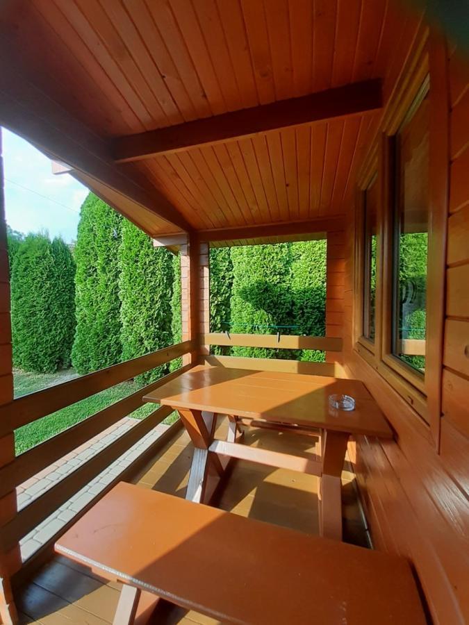 Zielony Zakatek Domki I Pokoje 661-038-537 Polańczyk Exterior foto